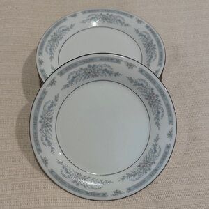 Set of 8 7.5” Crown Ming Fine China Diane Pattern Bread/Salad Plates